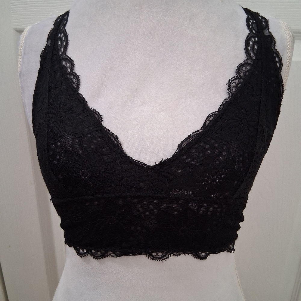 COPY - Kimchee Blue Black Lace Bralette Size M